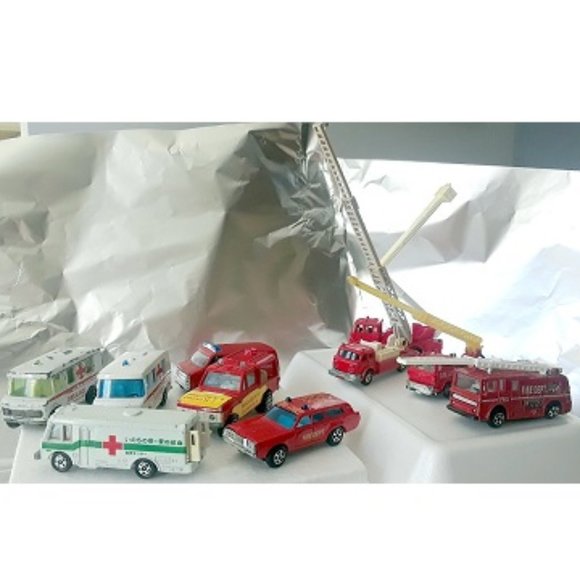 44 Varity Mini Metal Japanese Made Toy Cars - Picture 3 of 6